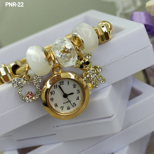 PNR  RELOJ PULSERA TIPO PANDORA DORADO