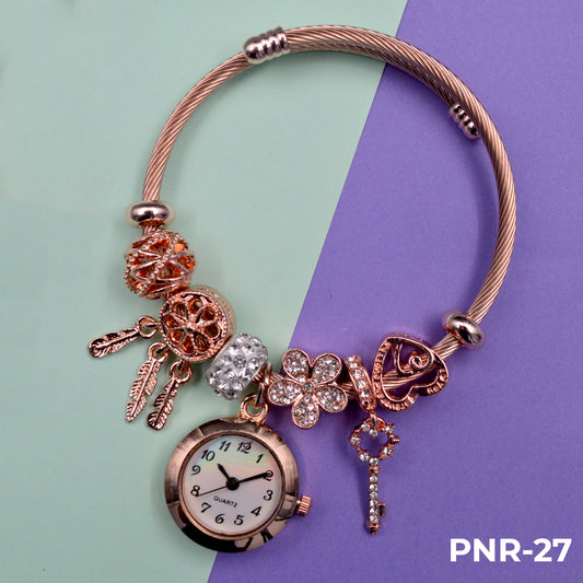 PNR  RELOJ PULSERA TIPO PANDORA DORADO